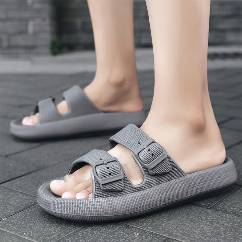 Wohlfühl - Wolken Schlappen Hausschuhe